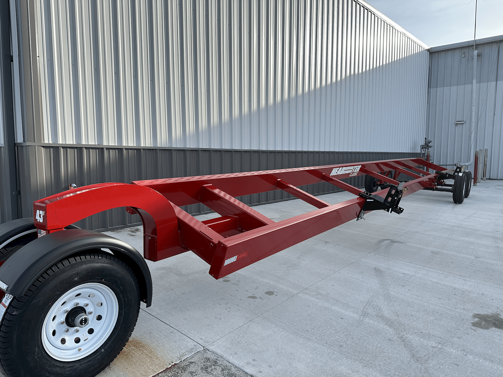 Dose Headhunter Classic 43' Red Header Trailer